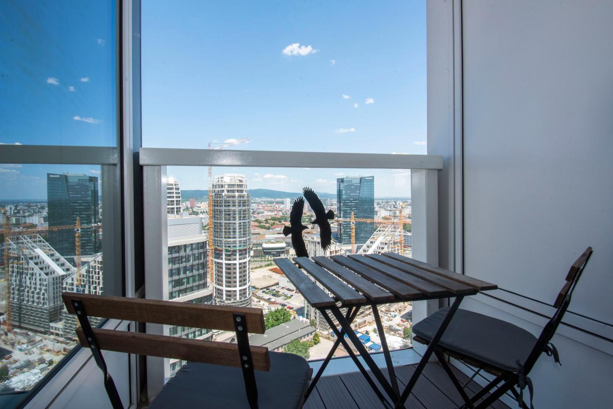 Apartmán Luxury 1bdrm On The 28th Floor