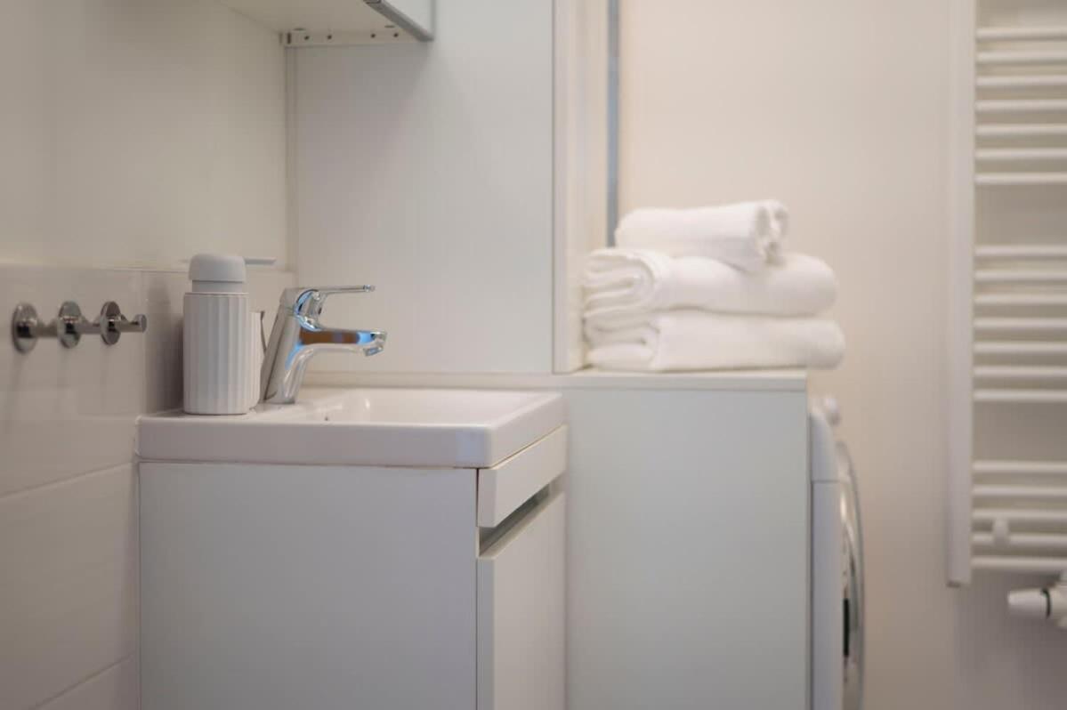 Luxury 1bdrm On The 28th Floor Pressburg